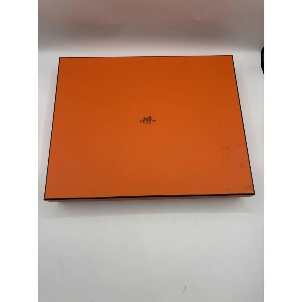 Hermes Empty Orange Box Tissue Pillow Stuffing Leather Booklet 14
